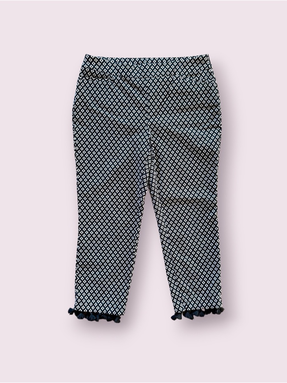 Chico's So Slimming Geometric Print Cropped Capri Pants with Tassel/Fringe Hem